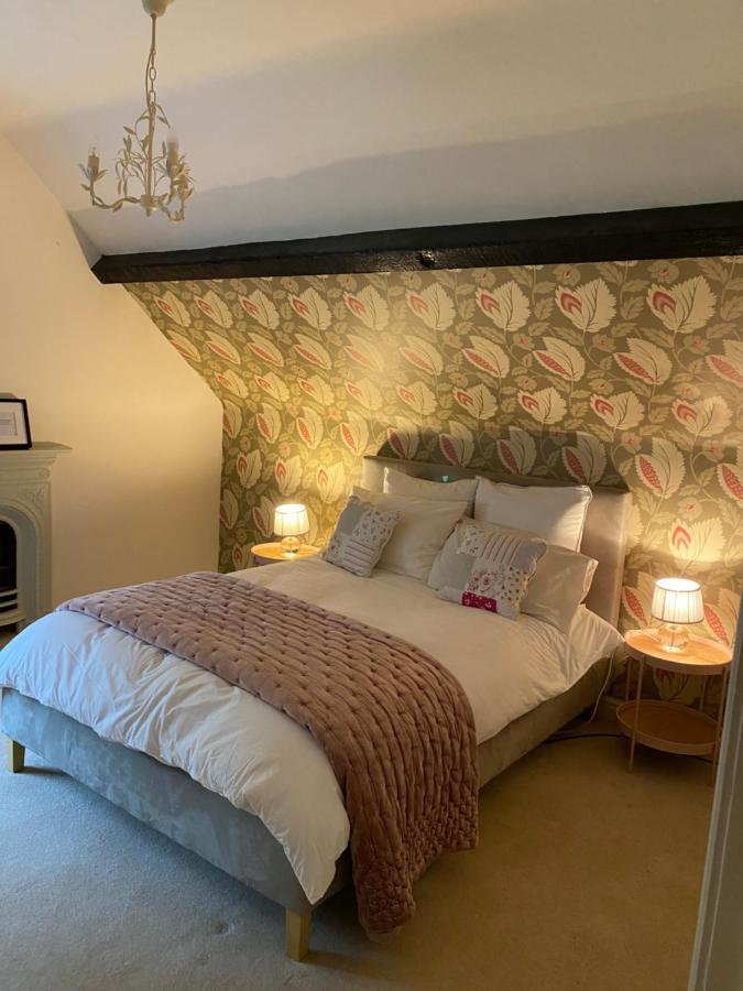 Heathcote House Bed and Breakfast Milborne Saint Andrew Exteriör bild