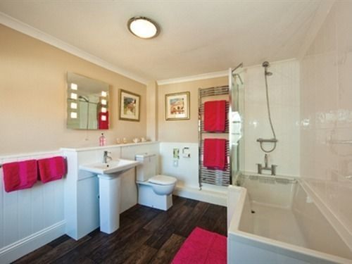 Heathcote House Bed and Breakfast Milborne Saint Andrew Exteriör bild